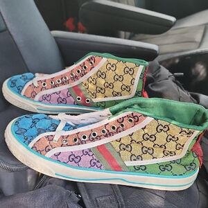 Gucci Blue and Green Sneakers Vibrant Low-Top Design